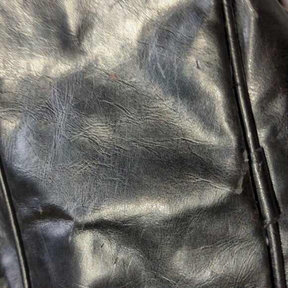 🌷Vegan Leather Backpack - Picture 14 of 16